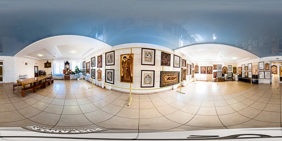 Панорама выставки Перунова в Малоярославце